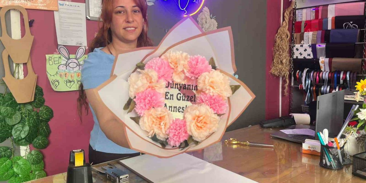 Çiçekçiler, Anneler Günü’ne hazır