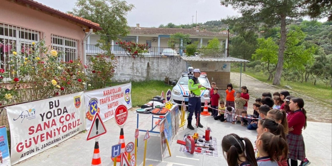 Karpuzlu’da öğrencilere trafik güvenliği eğitimi verildi