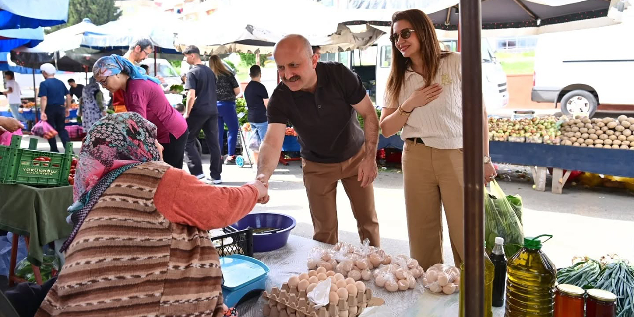 Vali Varol ve eşinden Cumartesi Pazarı’na ziyaret