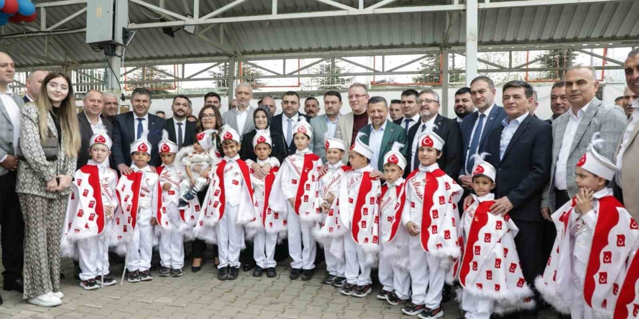 Simav’da geleneksel büyük hayır ve toplu sünnet töreni düzenlendi