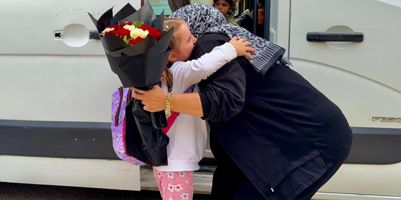 Direksiyon başındaki “Huri Anne” çocuklara güven ve şefkat taşıyor