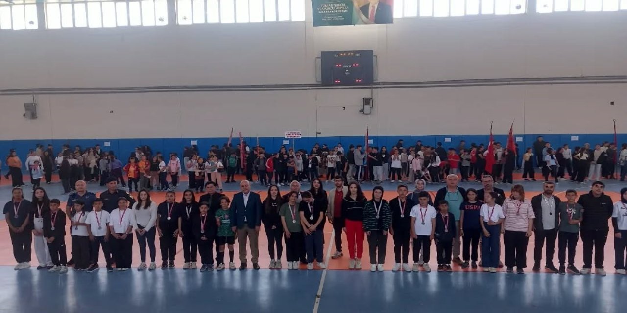 Yenipazar’da geleneksel çocuk oyunları heyecanı yaşandı