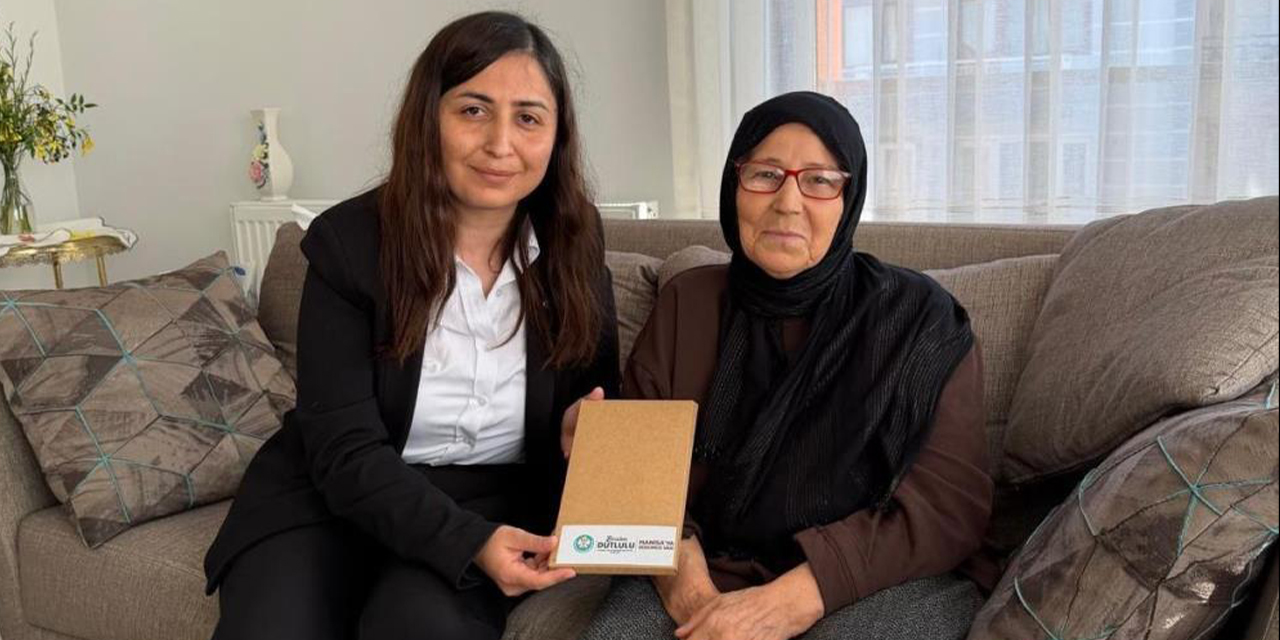 Başkan Dutlulu şehit annelerini yalnız bırakmadı