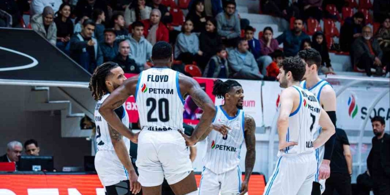 Aliağa Petkimspor ligde kaldı