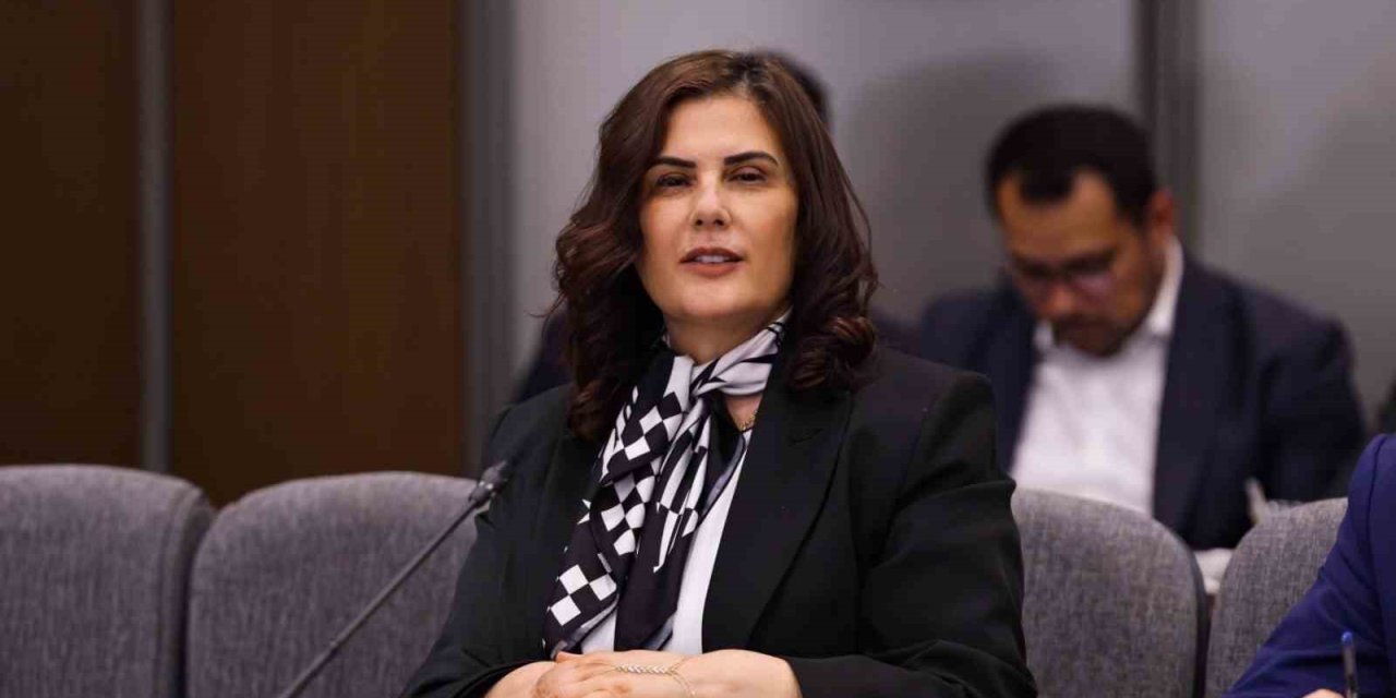 Çerçioğlu, AK Parti Yerel Yönetimler Değerlendirme Toplantısı’na katıldı