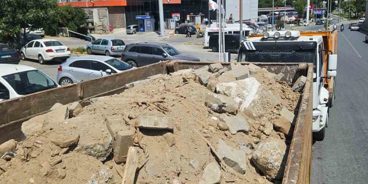 Kuşadası’nda iki hafriyat firmasına idari para cezası uygulandı
