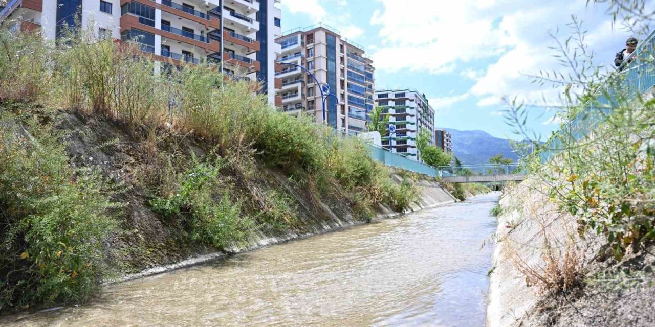 Manisa’daki dere yatakları temizleniyor