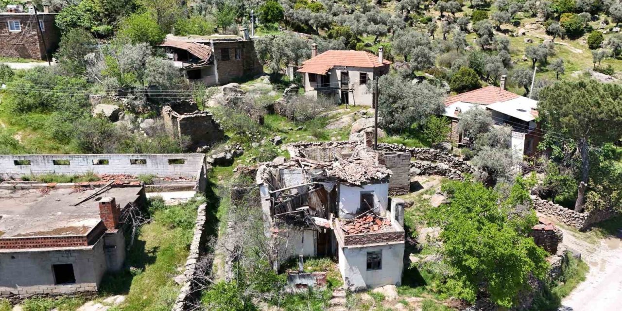 Bir zamanların üretim merkeziydi, hayalet köye döndü