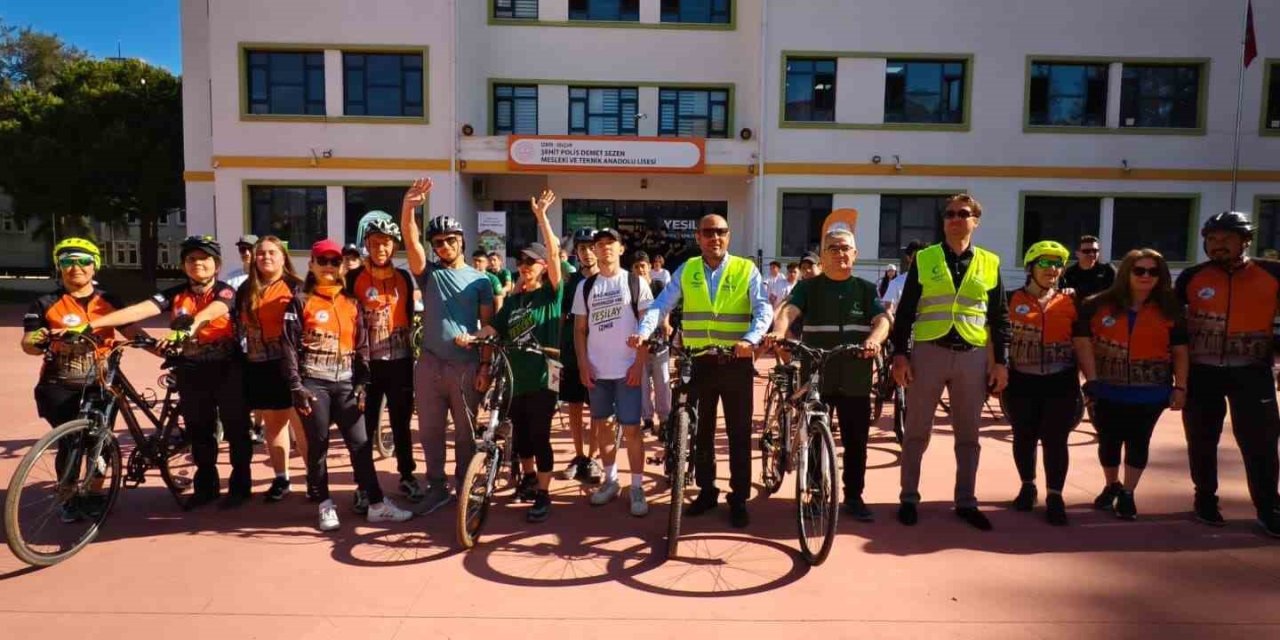 Gençler bağımlılığa karşı pedal çevirdi