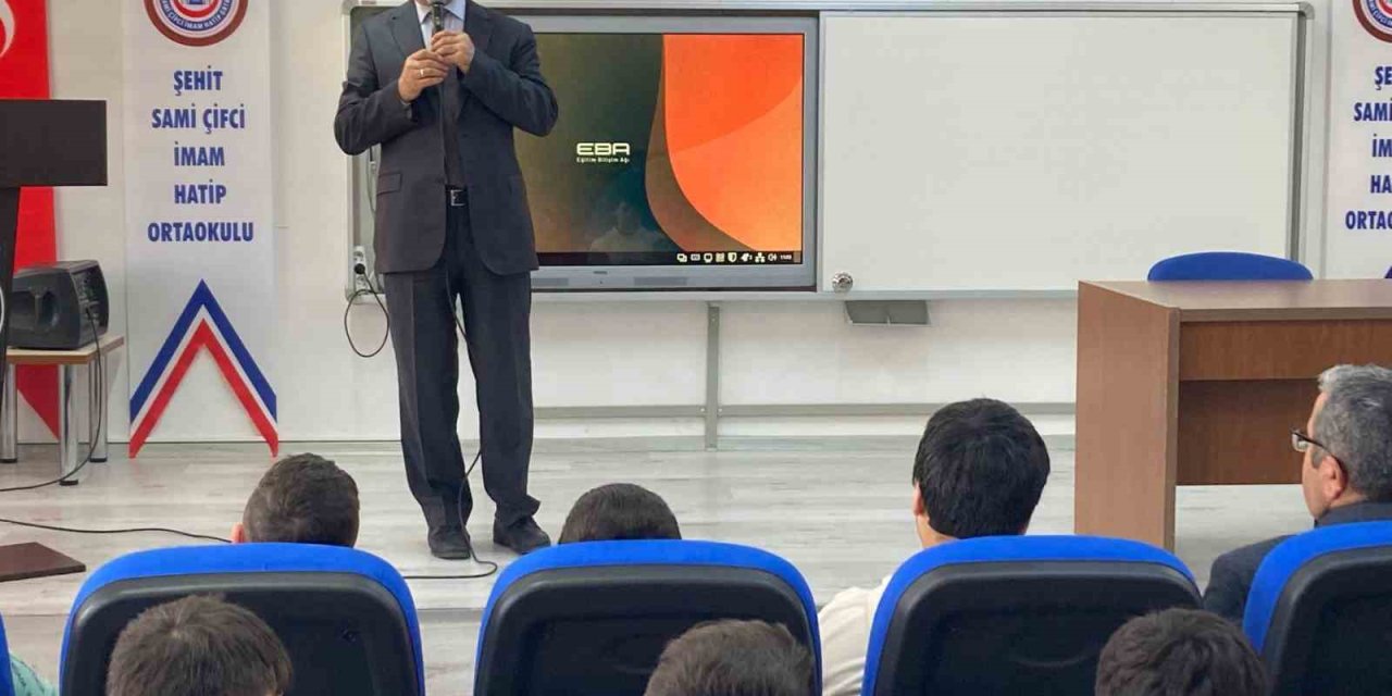 Okullarda değerler eğitimi devam ediyor