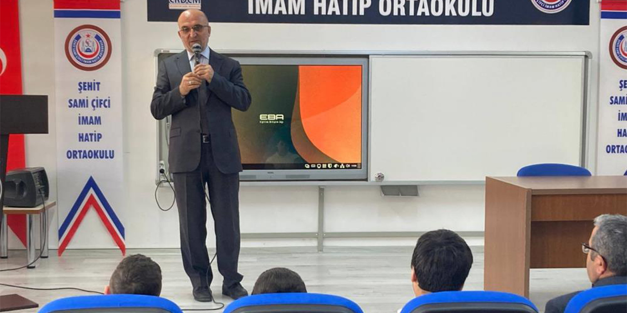 Okullarda değerler eğitimi devam ediyor