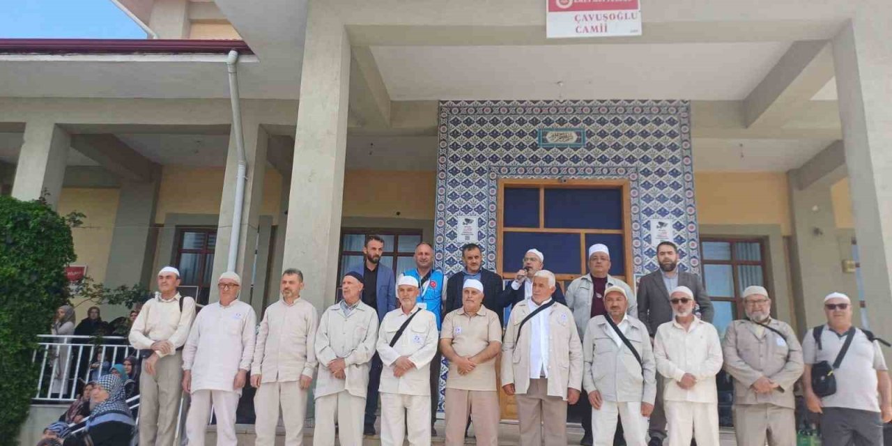 Emet’te 20 hacı adayı dualarla uğurlandı