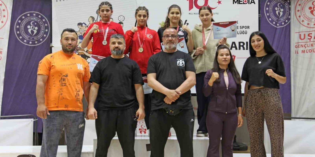 Aydınlı sporcular Uşak’tan madalya ile döndü
