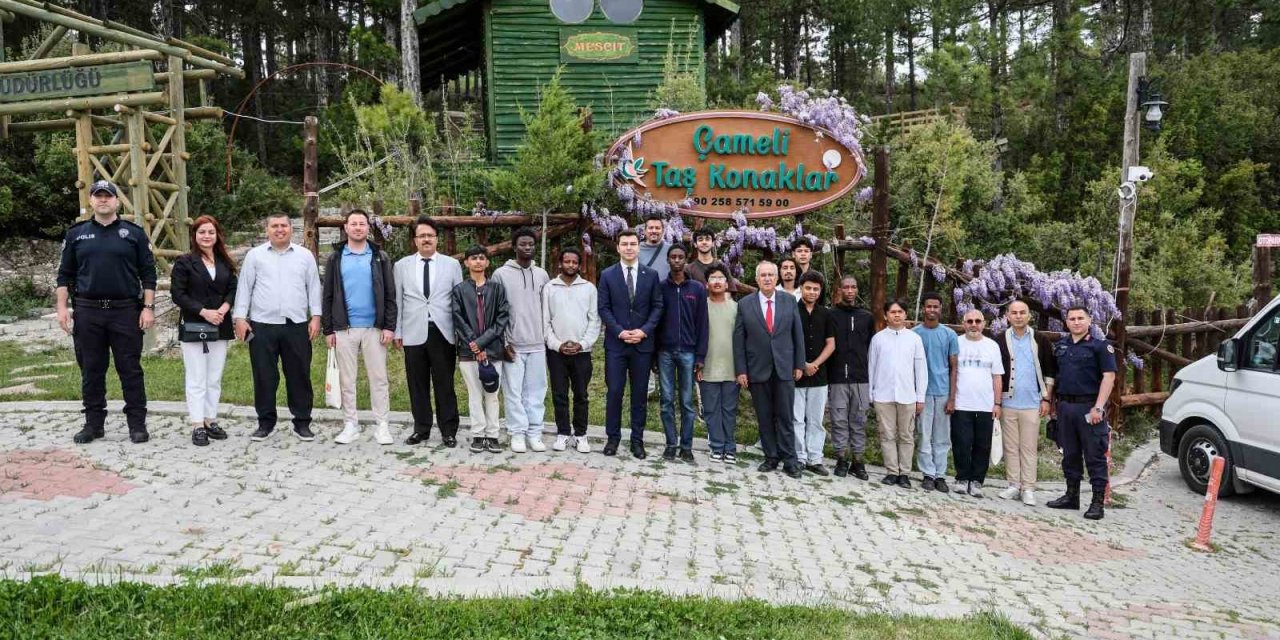 Uluslararası öğrencilerden Çameli’ye kültür ziyareti