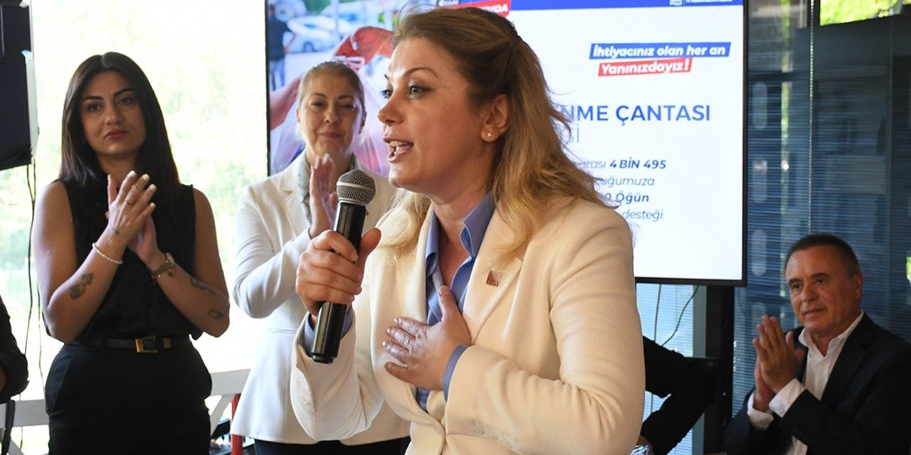 CHP Kadın Kolları Genel Başkanı Asu Kaya Gedik’e Kuşadası’nda yoğun ilgi