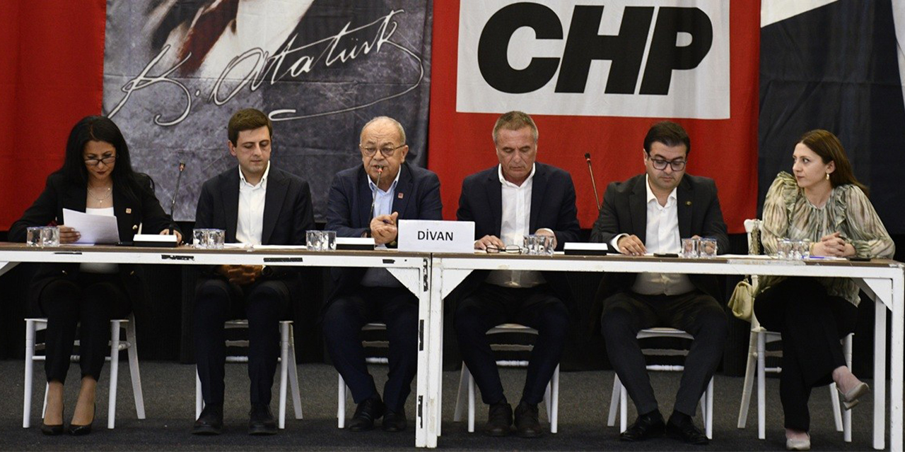Yapay zekâ destekli mesaj damga vurdu: CHP Kuşadası’nda birlik ve mücadele vurgusu