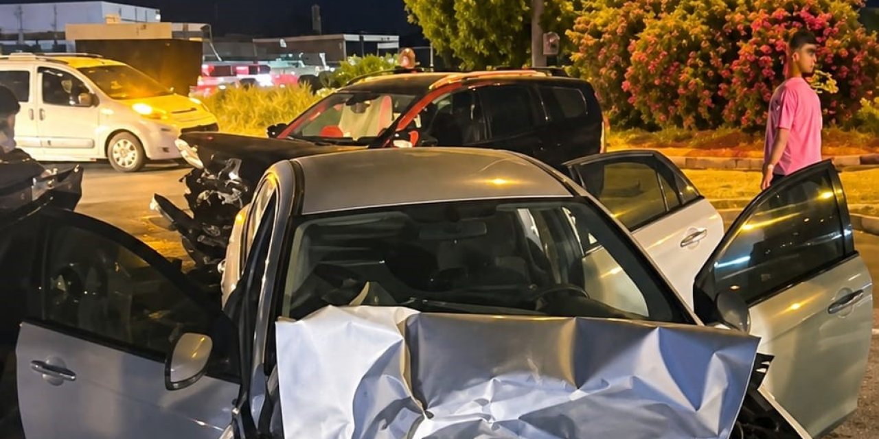 Köpeğe çarpan otomobil karşı şeride geçti: 2 yaralı