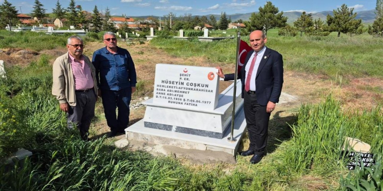 Şehit mezarı 49 yıl sonra yeniden yapıldı