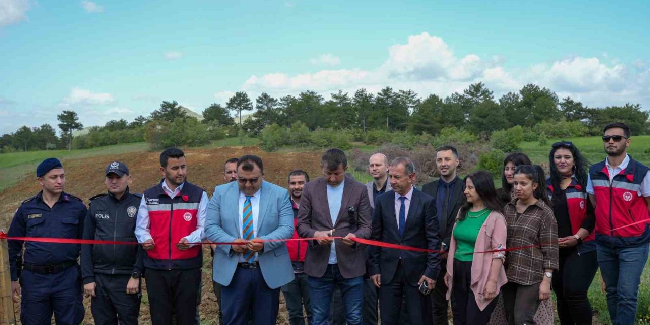 Tescilli Pazarlar Kirazı uygulama alanı hizmete açıldı