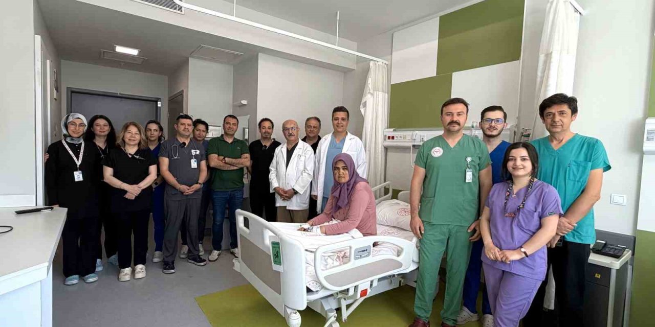 Ağrılarından kapalı ameliyatla kurtuldu