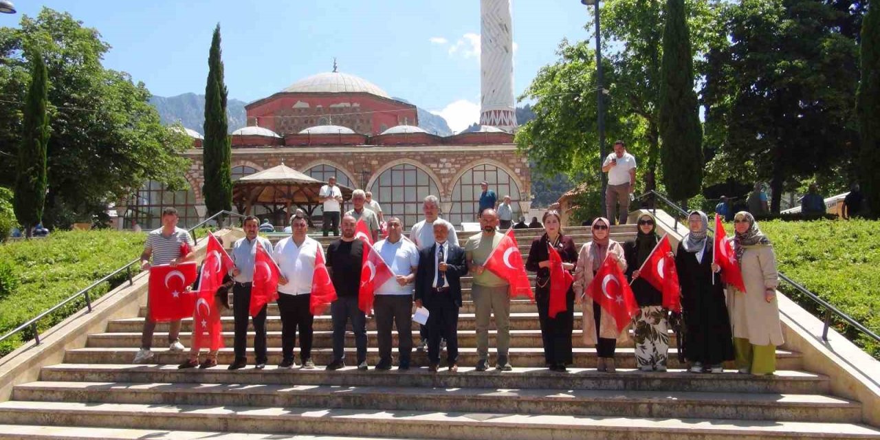 Büyük Aile Platformu’ndan "Temiz Ekran Hareketi" çağrısı