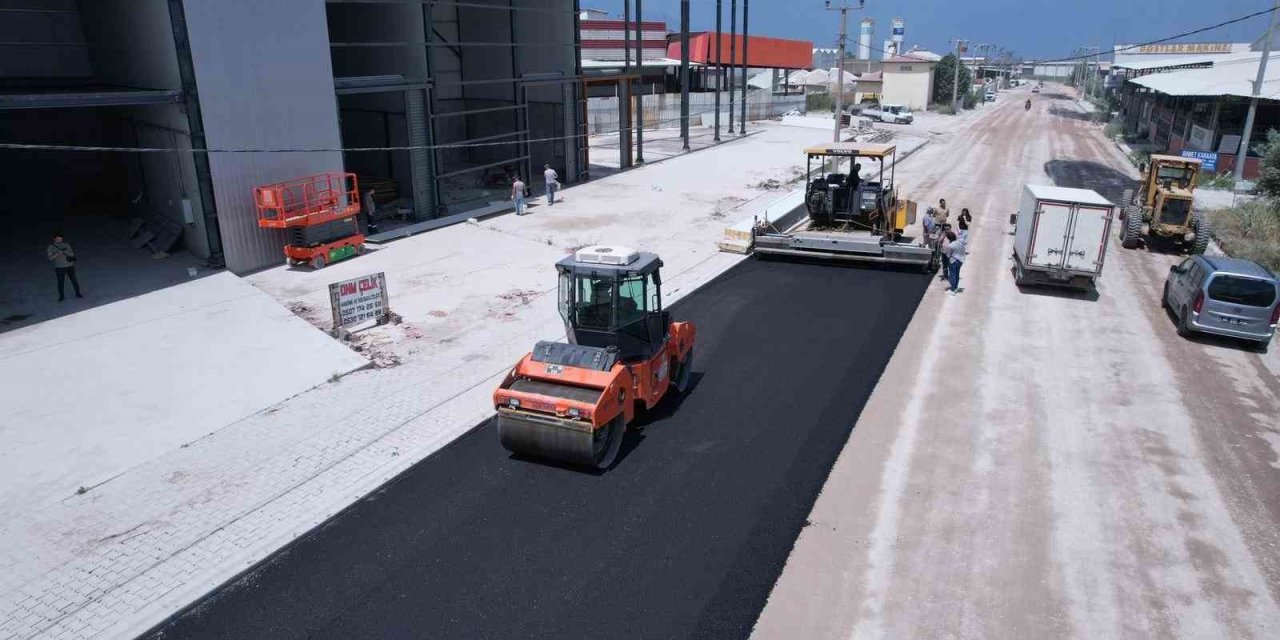 Turgutlu’da 3 bin tonluk asfalt hamlesi