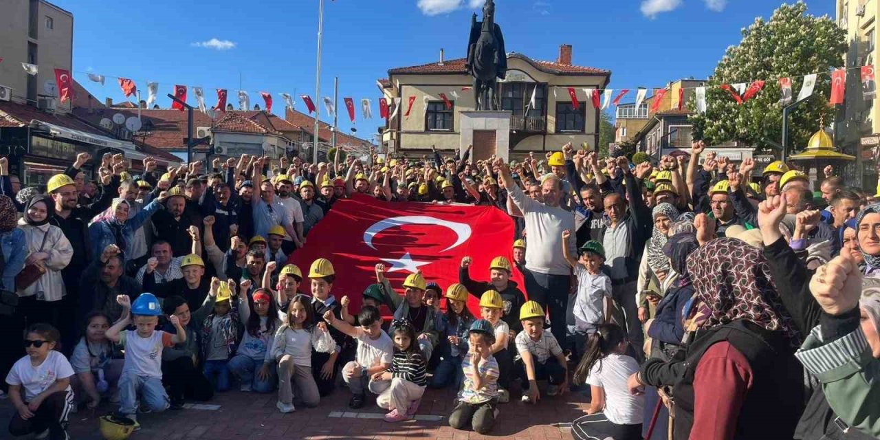Kütahya’da maden işçilerinden maaş farkı eylemi
