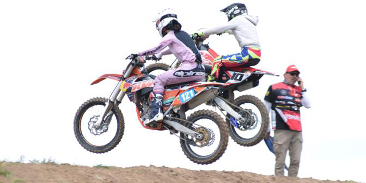 BMU Motokros Şampiyonası final yarışları start aldı