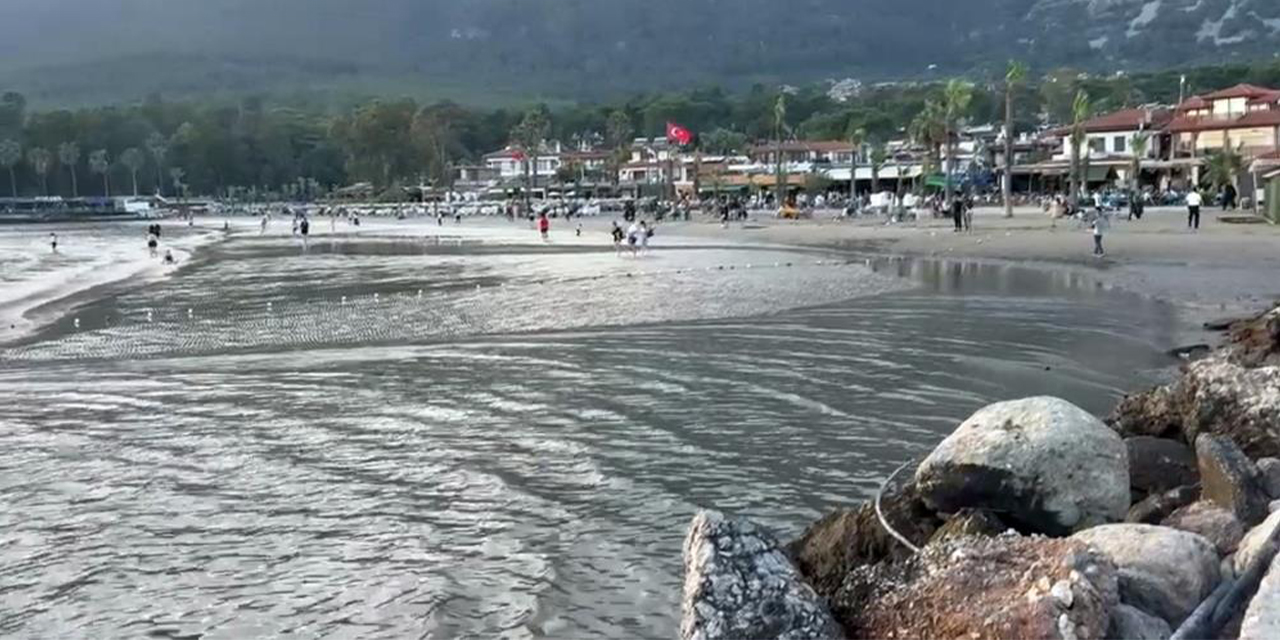Akyaka’da şaşkına çeviren gel-git: Deniz 2 dakikada 100 metre çekildi