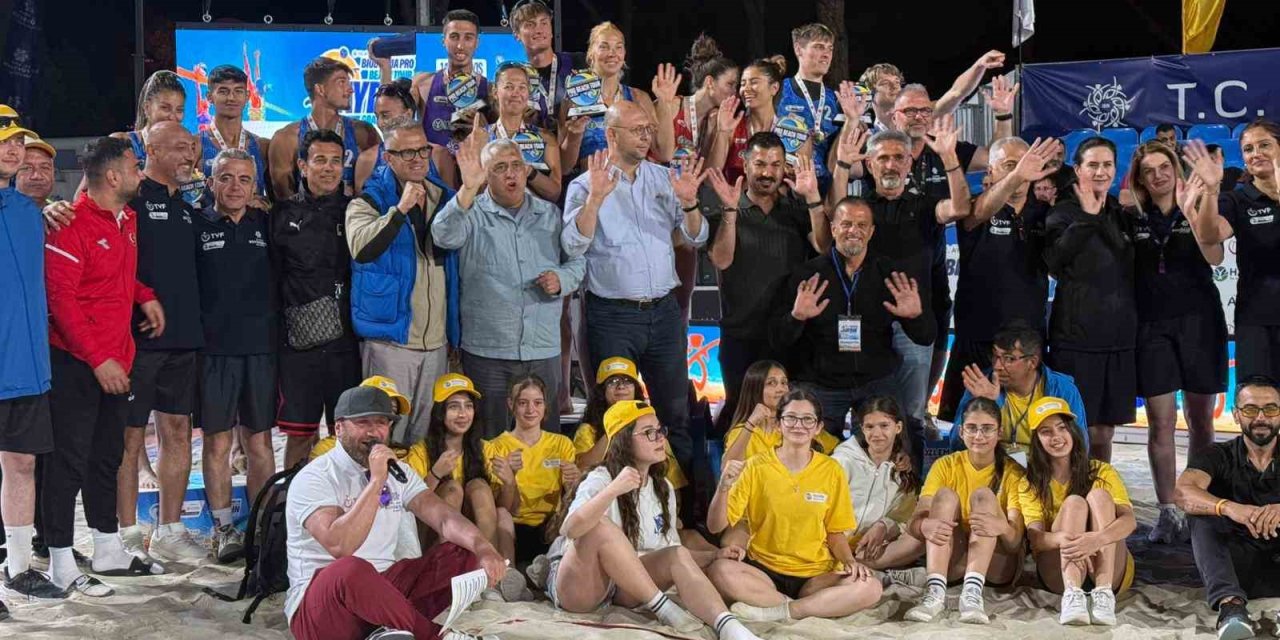 Plaj Voleybolu heyecanı Aydın’da yaşandı