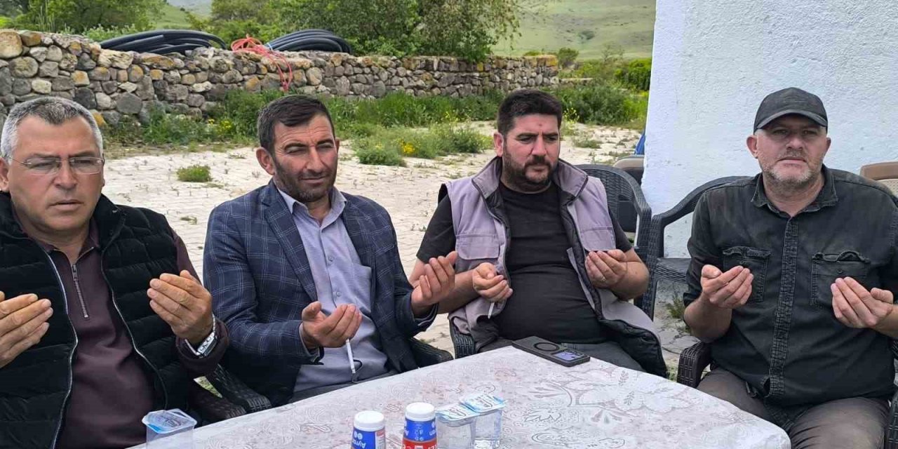 Şuhut’ta kuraklığa karşı şükür ve yağmur duası programı