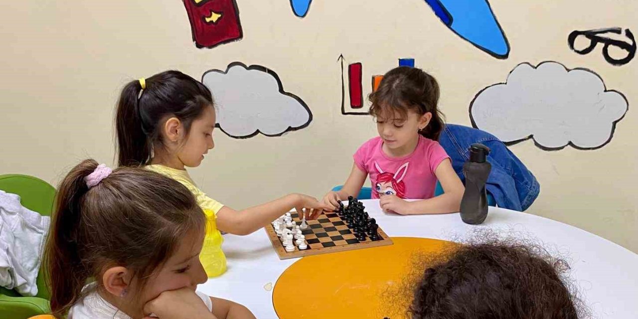 Menteşe’de akıl oyunları ve satranç eğitimlerine yoğun ilgi