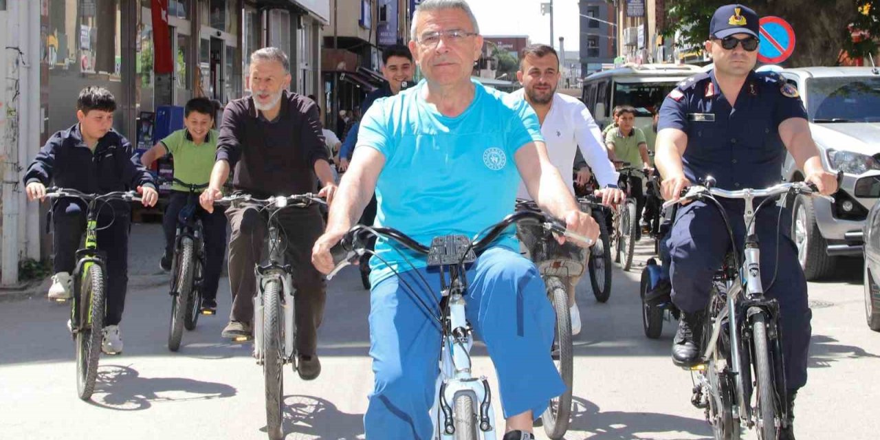 Köşk’te 19 Mayıs coşkusu pedal çevirerek kutlandı
