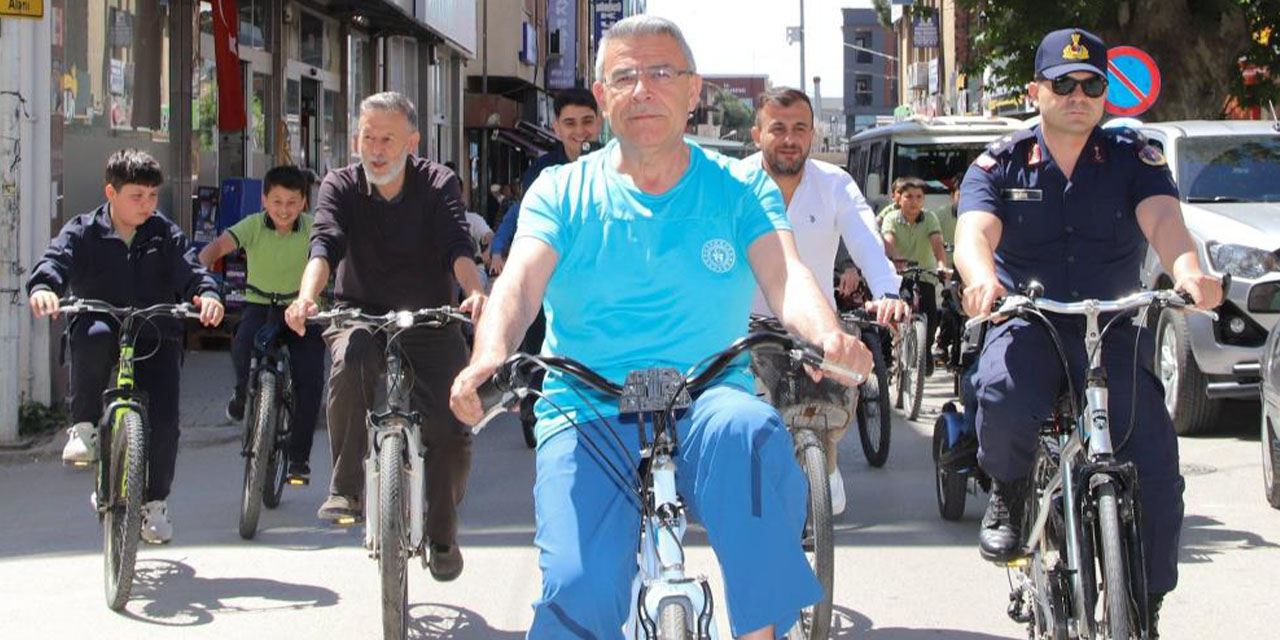 Köşk’te 19 Mayıs coşkusu pedal çevirerek kutlandı