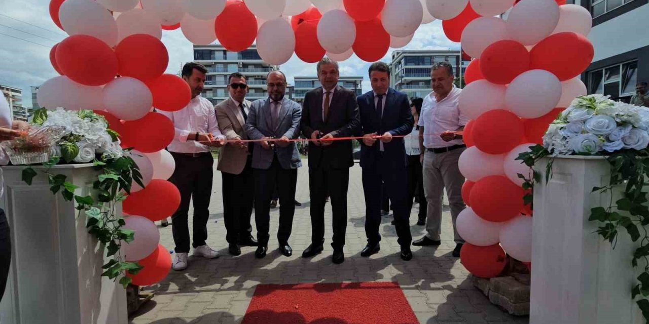 Kız mesleklilerin projeleri görücüye çıktı