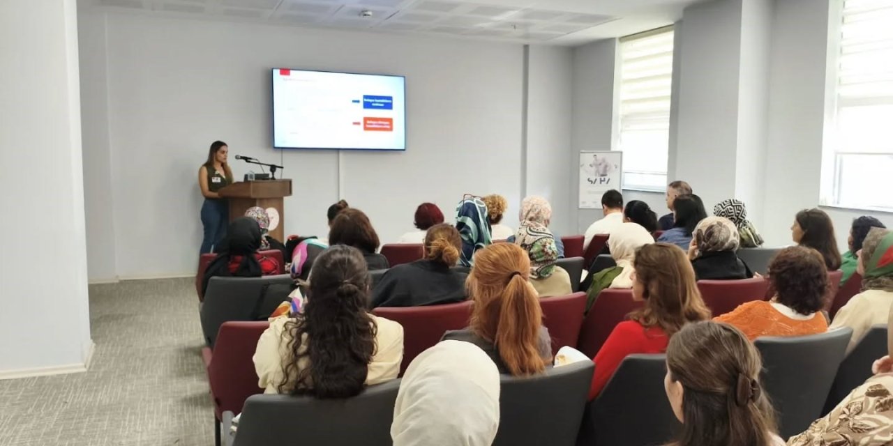 Nazilli’de sağlık çalışanlarına "Kronik Hastalıklar" eğitimi verildi