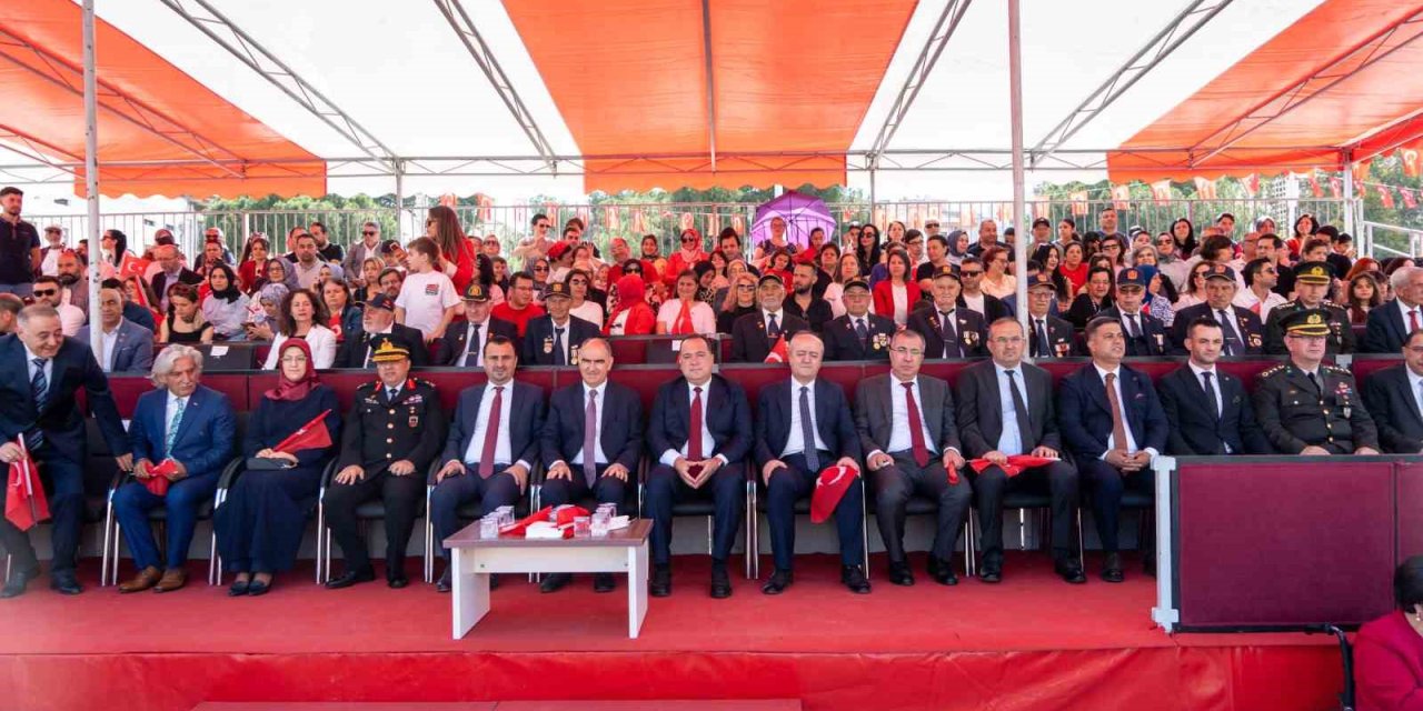 Manisa’da 19 Mayıs coşkuyla kutlandı