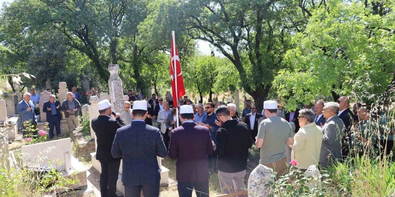 Müftü Ahmet Hulusi Efendi dualarla anıldı