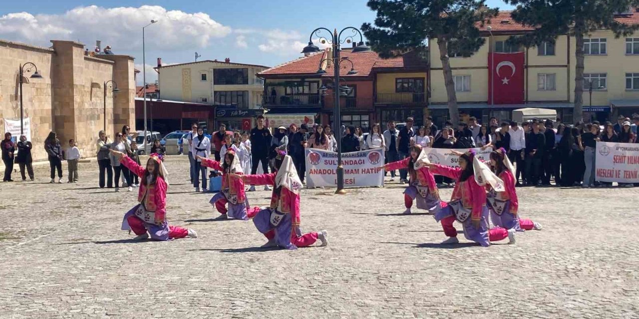 Sultağın’da 19 Mayıs coşkuyla kutlandı