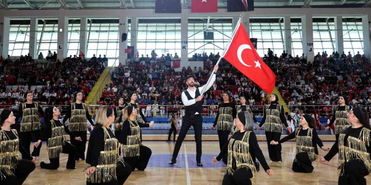 Afyonkarahisar’da 19 Mayıs coşkusu