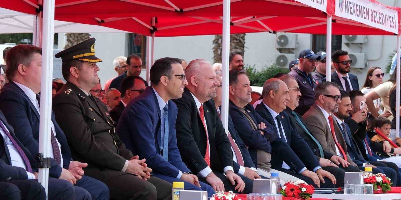 Menemen’de 19 Mayıs coşkusu yaşandı