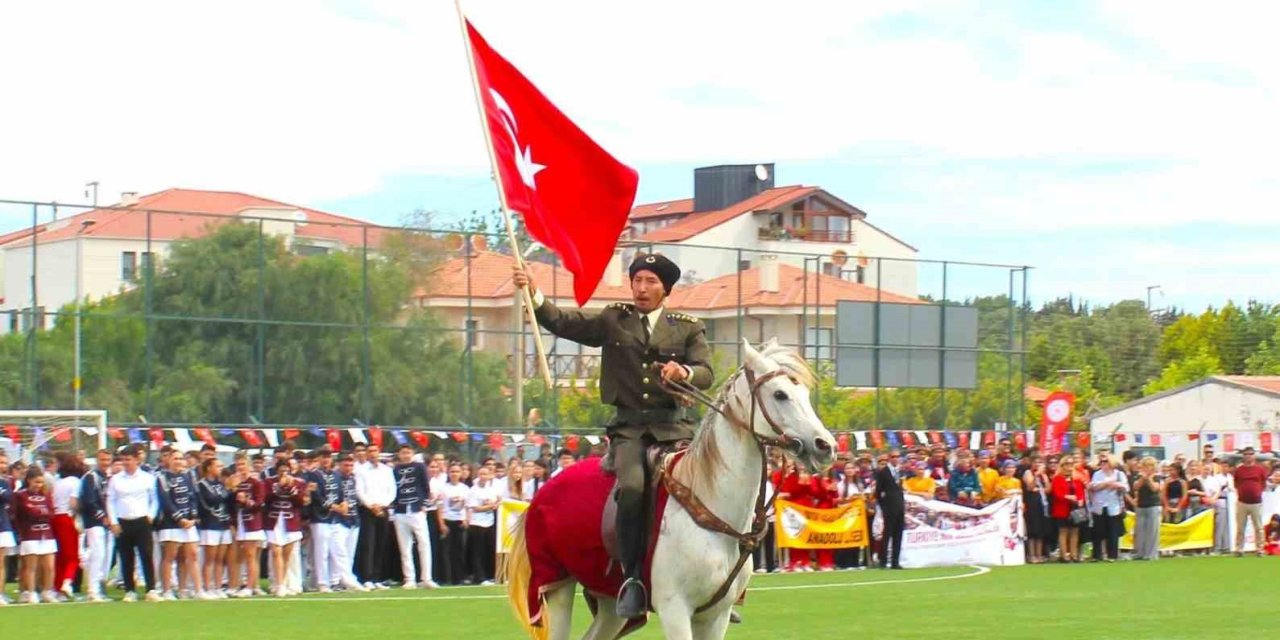 Datça’da atlı gösteri ayakta alkışlandı