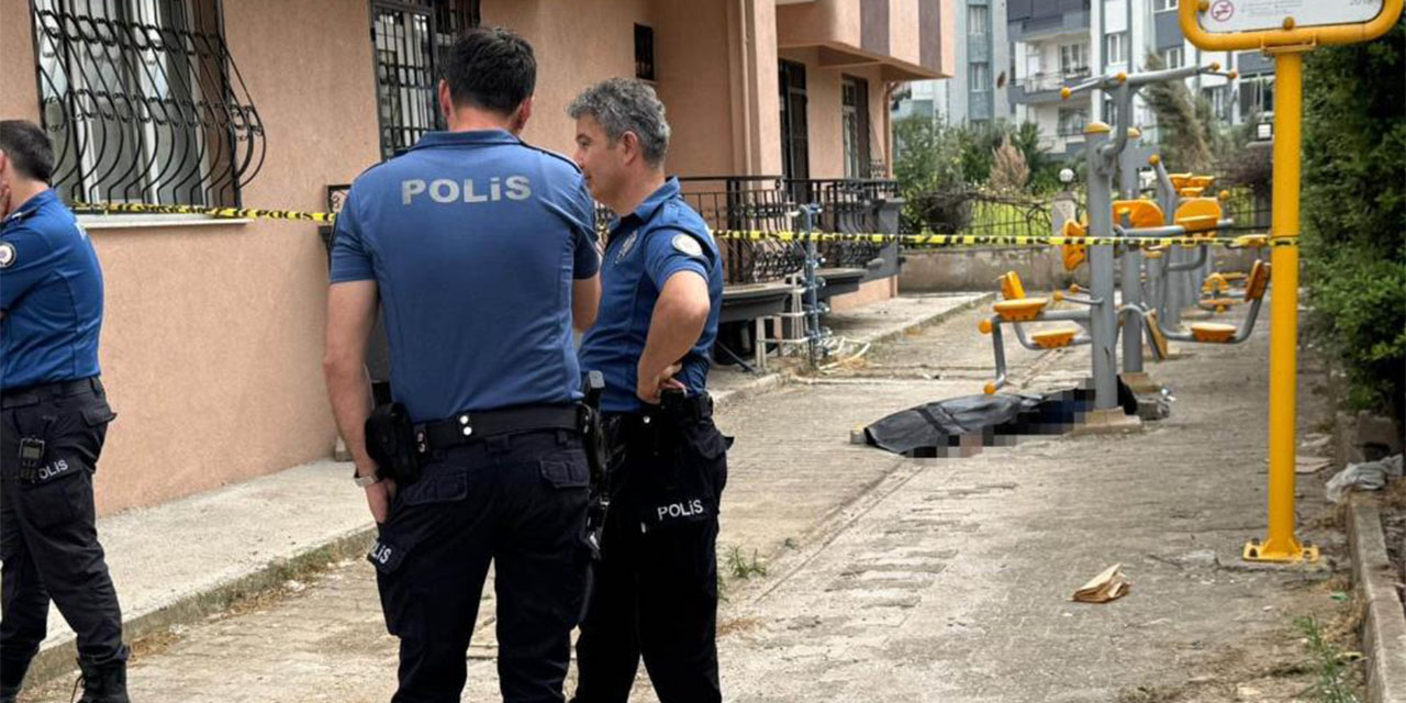 Cam silerken 4. kattan düşen yaşlı adam hayatını kaybetti