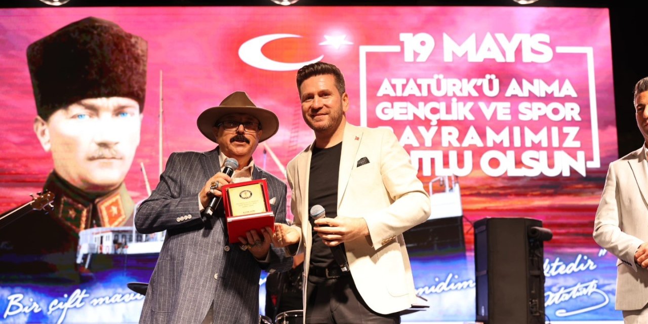 Tavas’ta 19 Mayıs coşkusu gençlik konseriyle taçlandı