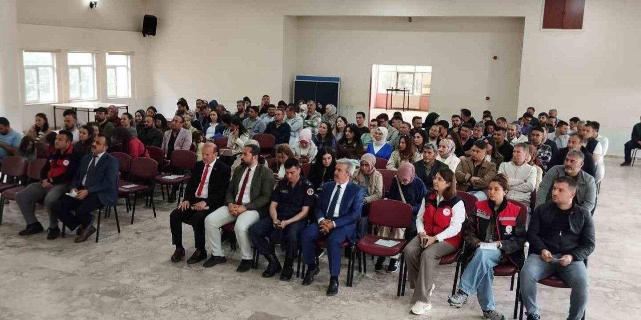 Kamu personellerine su verimliliği anlatıldı