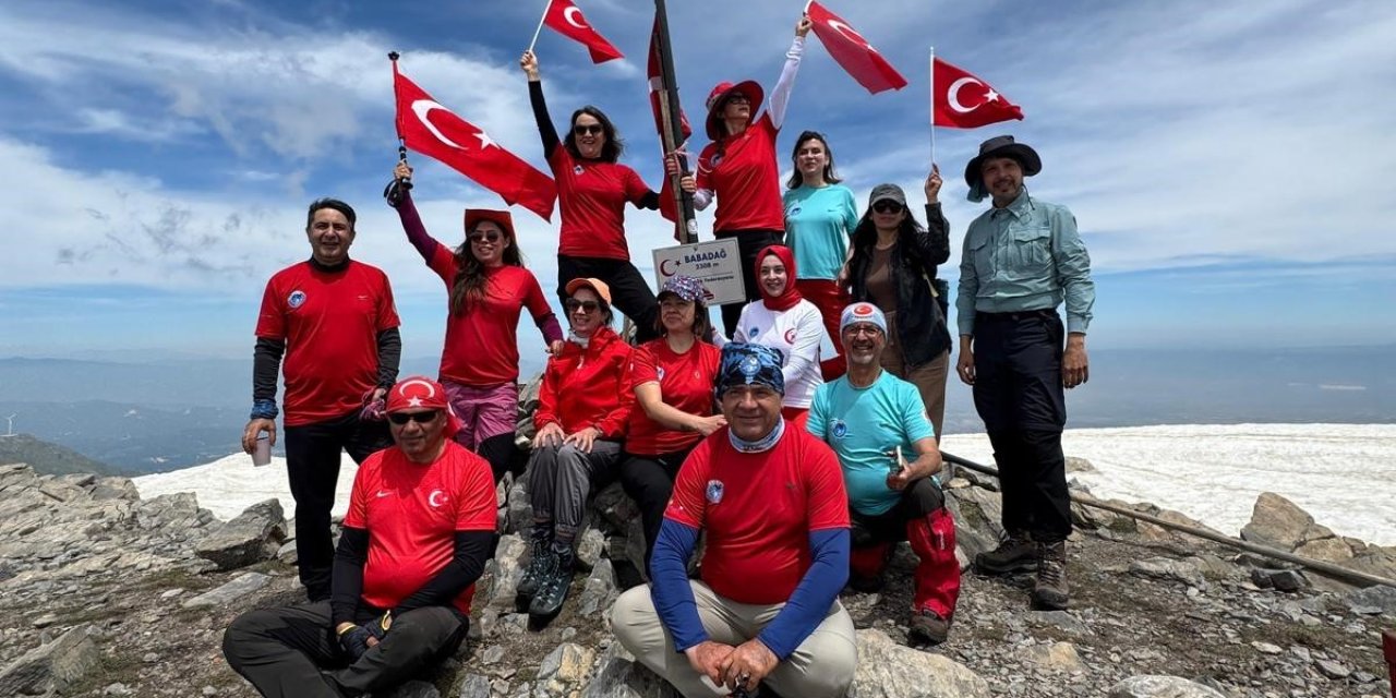 19 Mayıs coşkusu Babadağ’ın zirvesinde kutlandı