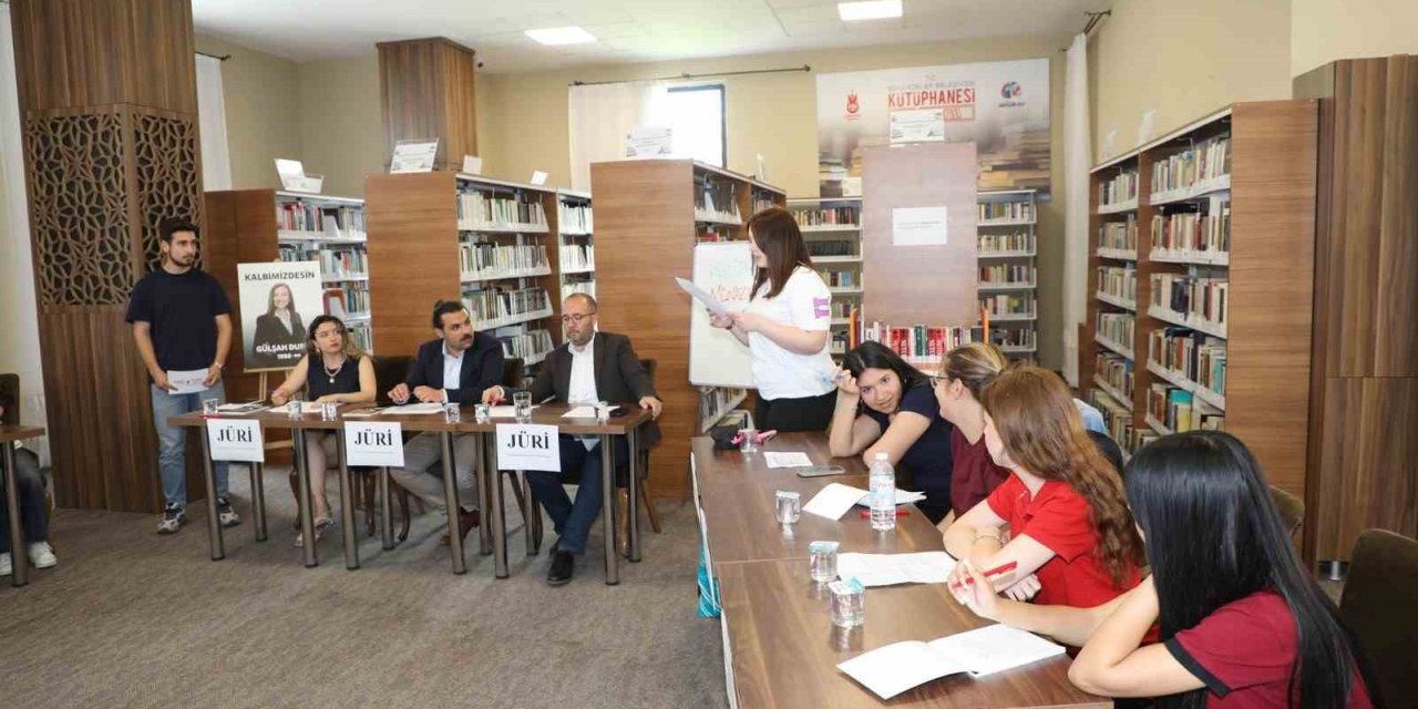Gençlik Evi’nde fikirler yarıştı