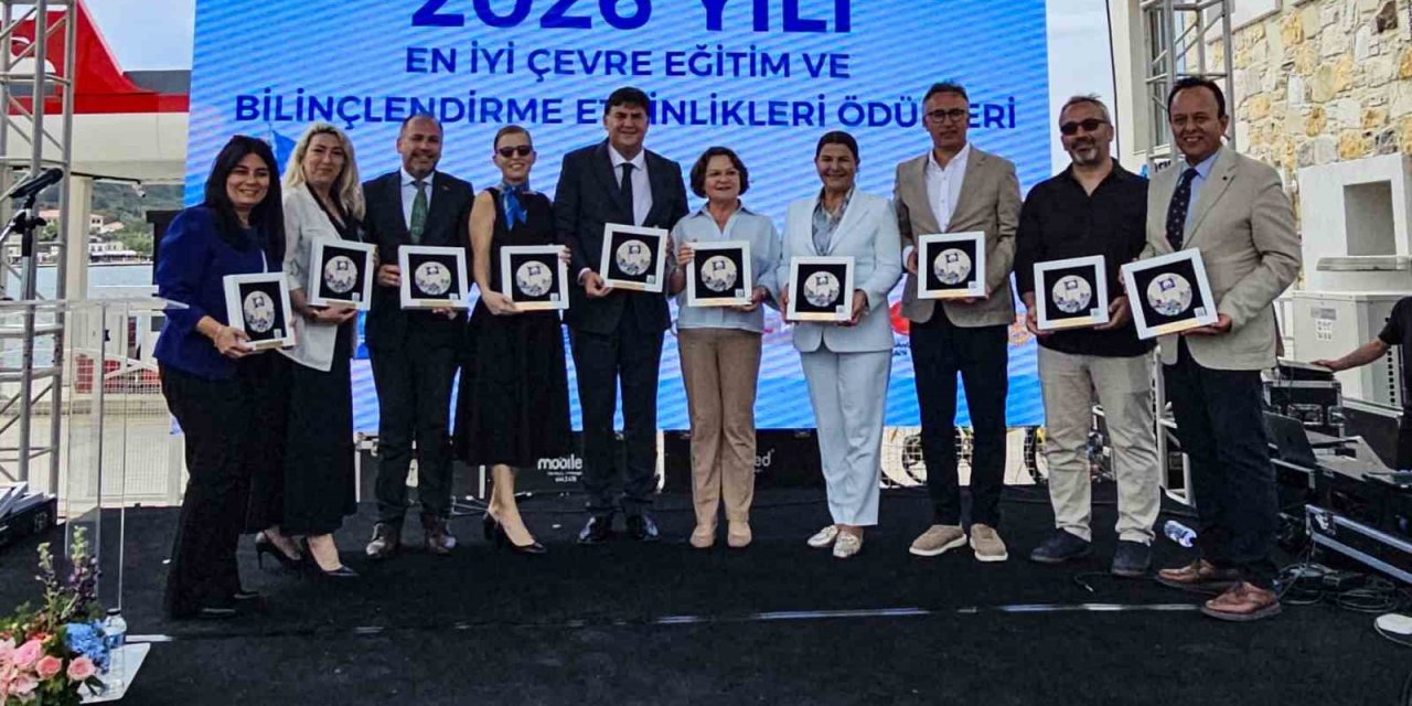 Muratpaşa "En İyi Çevre Eğitim ve Bilgilendirme Etkinlikleri" ödülünü üst üste 11’inci kez kazandı