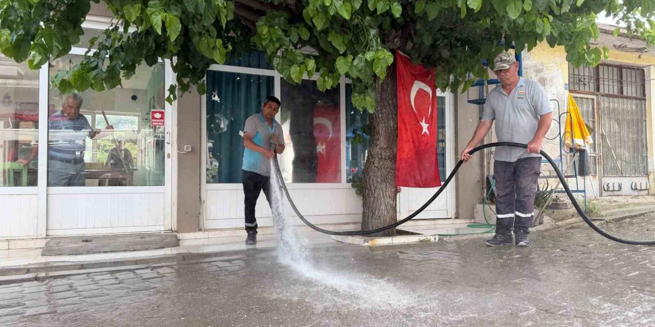 Marmaris Belediyesi’nden sezon öncesi temizlik