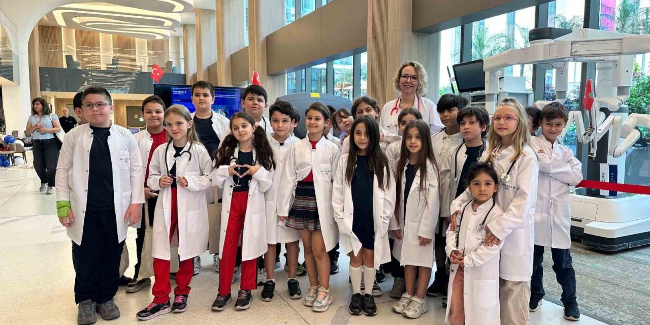 İzmir’de çocuklar, sağlığı oyunla keşfetti